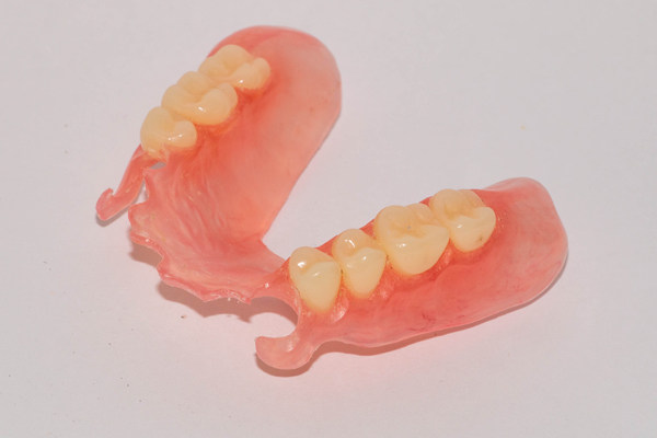 What Are Partial Dentures?